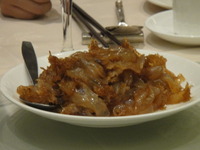 ���餲