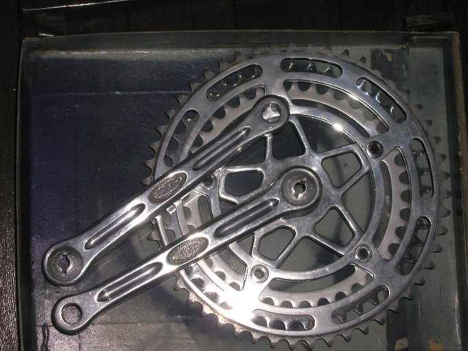 ストロングライト 49D （STRONGLIGHT 49D） クランクセット ストロングライト 49D （STRONGLIGHT 49D） クランクセット ストロング