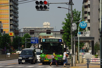 2011080904