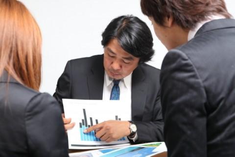 サラリーマン 会議