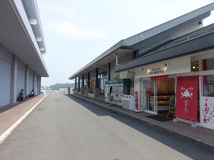 DSC07406_R