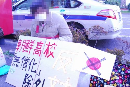 http://livedoor.blogimg.jp/abechan_matome/imgs/3/7/37344dfb.jpg