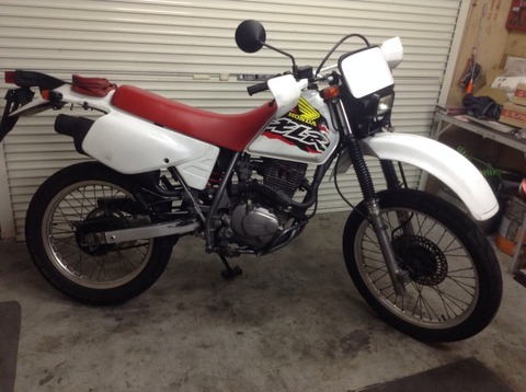 XLR125改 223cc製作 : ☆abelabo☆セロー系ワイドステップ、トリッカー