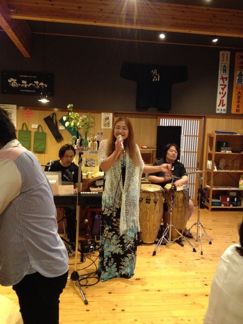 2014-06-22-18-50-03
