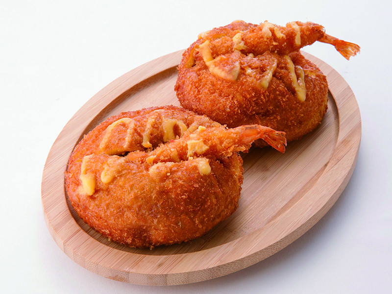「シャンパン☆ベーカリー」エビフライカレーパン