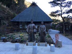 2017021819-8