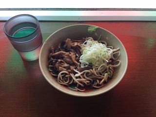 冷しきのこそば
