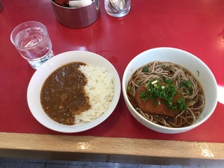 コロッケそばミニカレー