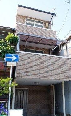 2222