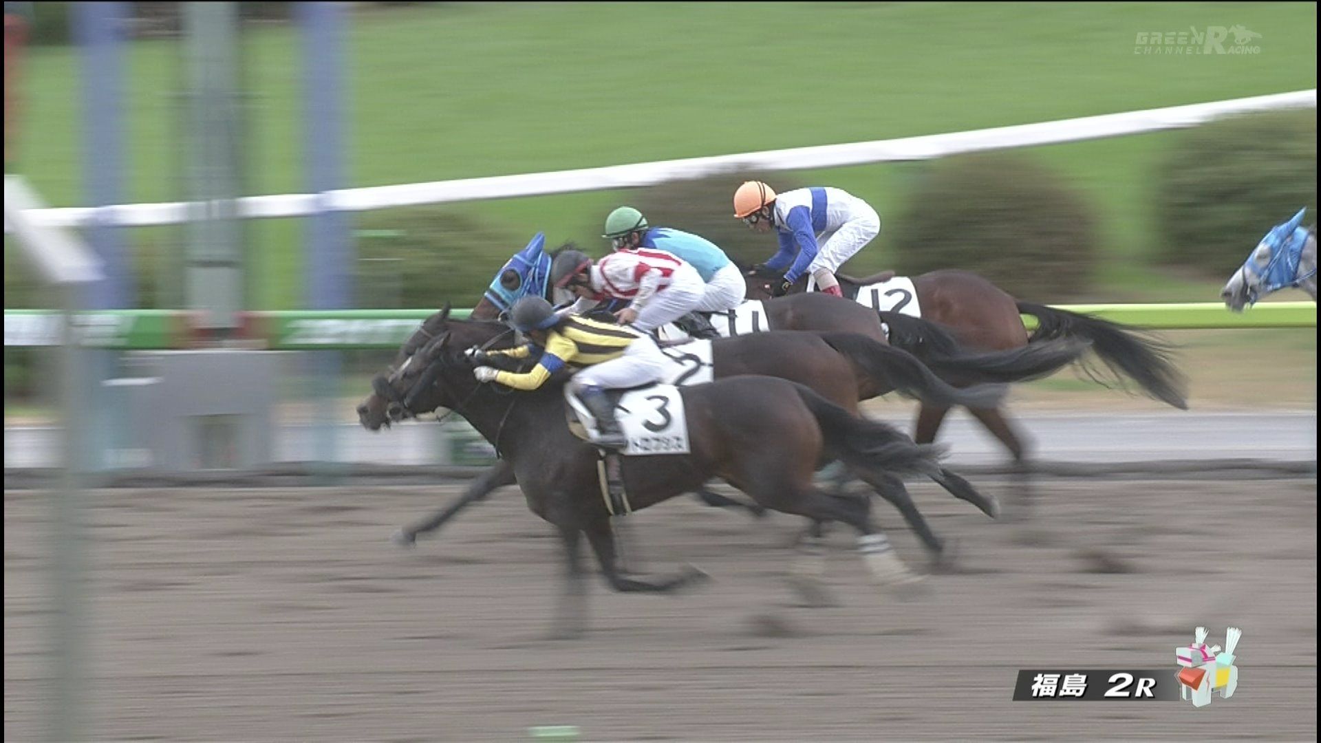 【競馬】藤田菜七子騎手、鮮やかな追い込みを決める