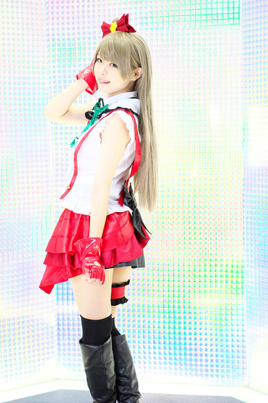 kosupureiya-_futomomo021