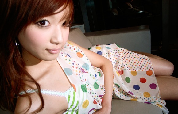 菜々緒のエロ画像015