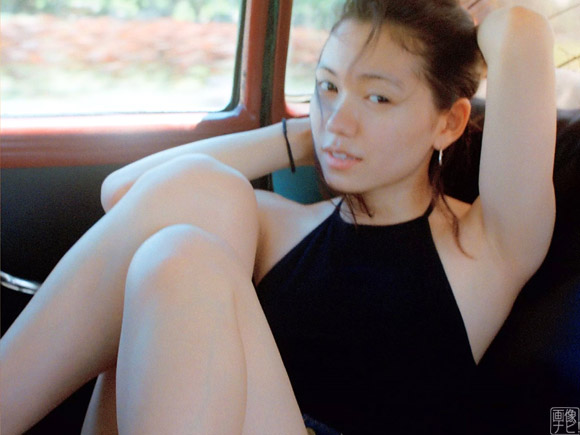 もちろん乳首もガッツリ見えてる二階堂ふみ