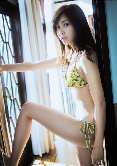 佐野ひなこの太もも画像040