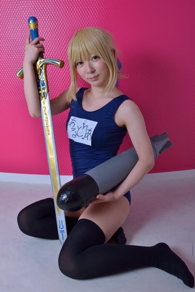 kosupureiya-_futomomo023