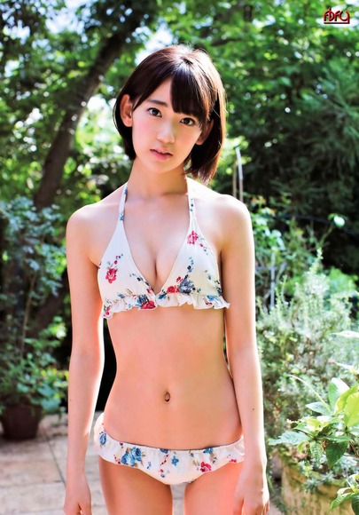 161025美乳グラビア015