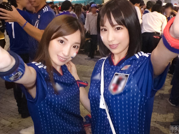 W杯コロンビア戦で興奮状態の女子サポーターと4P乱交