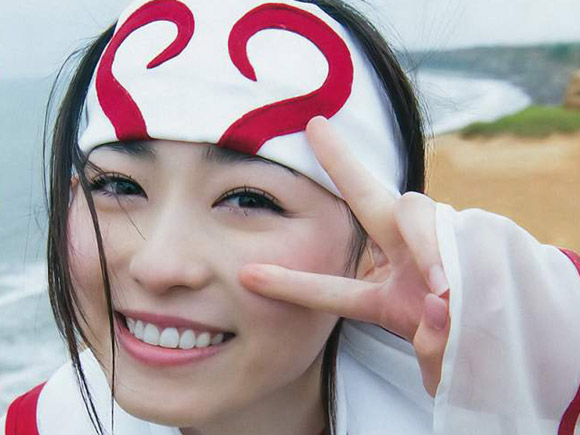 福原遥(17) キングダムの羌瘣コスでグラビア。画像×24