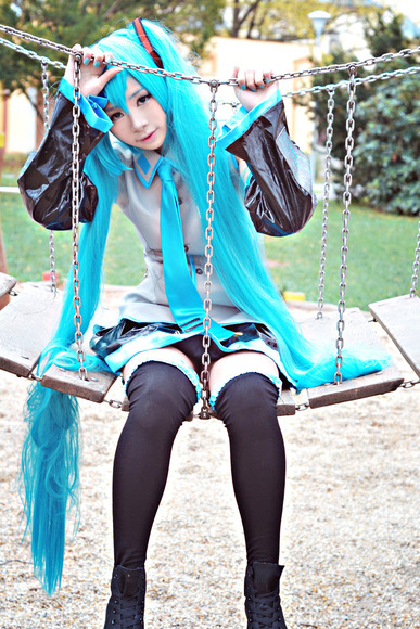 kosupureiya-_futomomo013