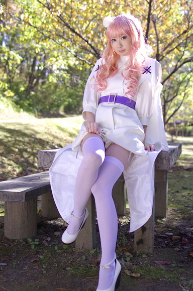 kosupureiya-_futomomo060