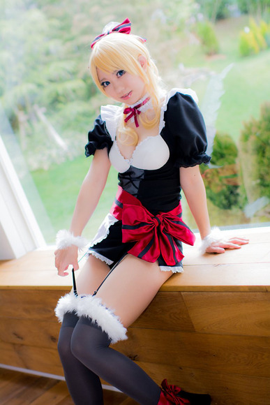 kosupureiya-_futomomo030