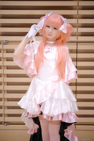 kosupureiya-_futomomo040