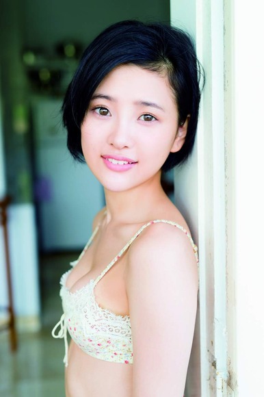 161025美乳グラビア006