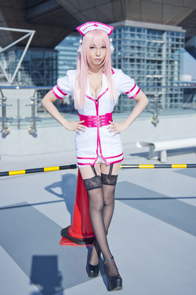 kosupureiya-_futomomo056