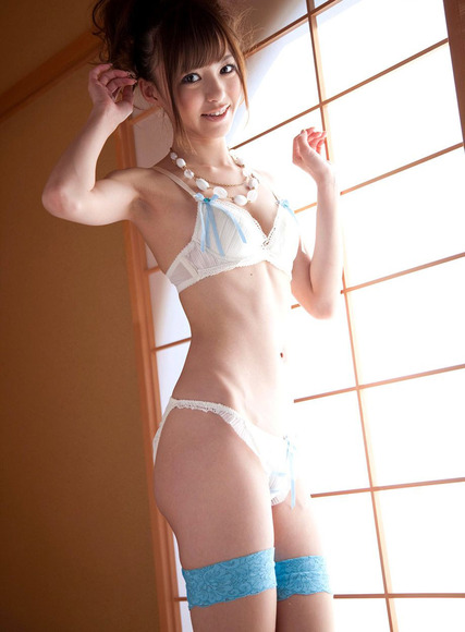 140410美女の下着041