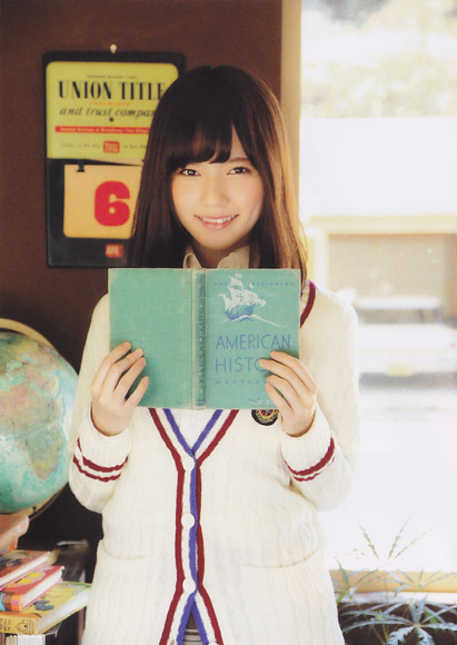 島崎遥香のBカップおっぱい画像024