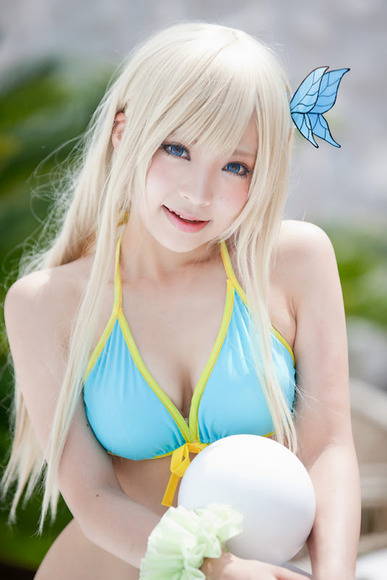 柏崎星奈の水着コスプレ美少女画像001