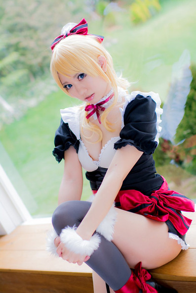 kosupureiya-_futomomo031