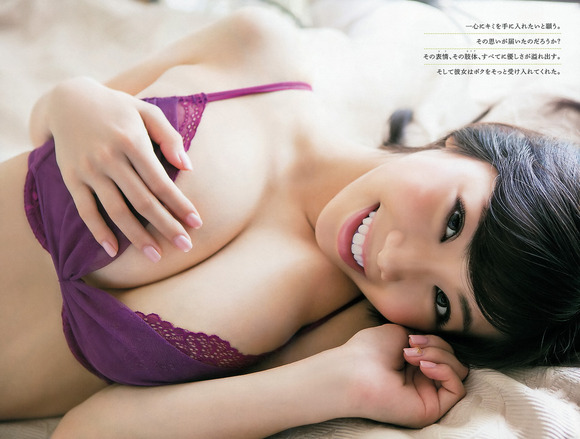 鈴木ふみ奈のエロ画像028
