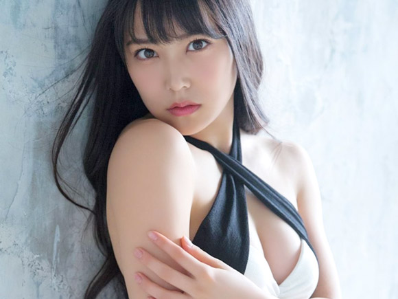 さや姉の変態水着を継いで過激なグラビア連発中の白間美瑠
