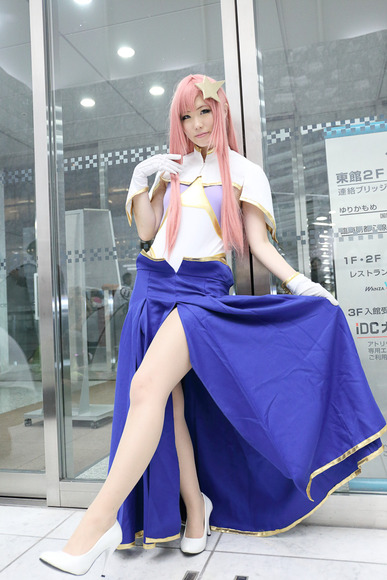 kosupureiya-_futomomo057