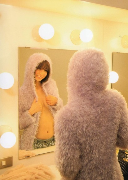 芹那のグラビア画像051