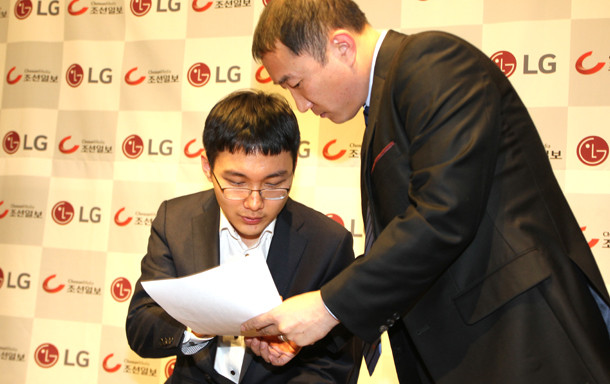 0212lg22