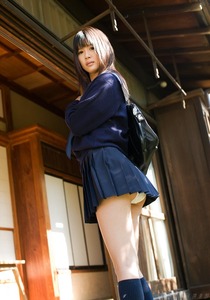 com_d_o_u_dousoku_aoi_tsukasa_20150407a005a(1)