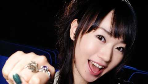 水樹奈々
