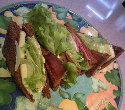 ����ӥ����