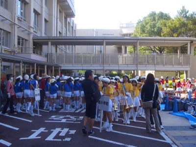 �������ˤ��֥饹�Х�ɤι������