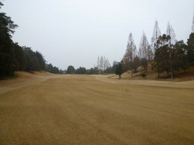 岐阜関カントリー倶楽部西コース3番ホール