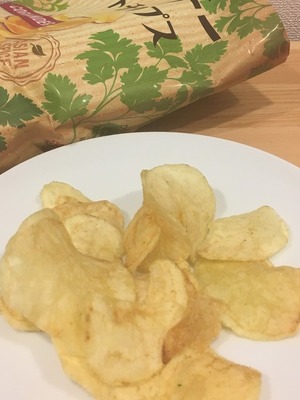 カルディのパクチーポテトチップス2