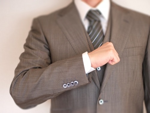 広がるスーツ離れ ベンチャー企業・IT企業を中心に 紳士服業界に受難