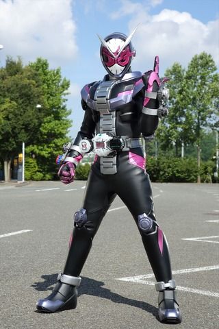 【特撮】好きな平成仮面ライダーは? 3位クウガ、2位W、1位は…