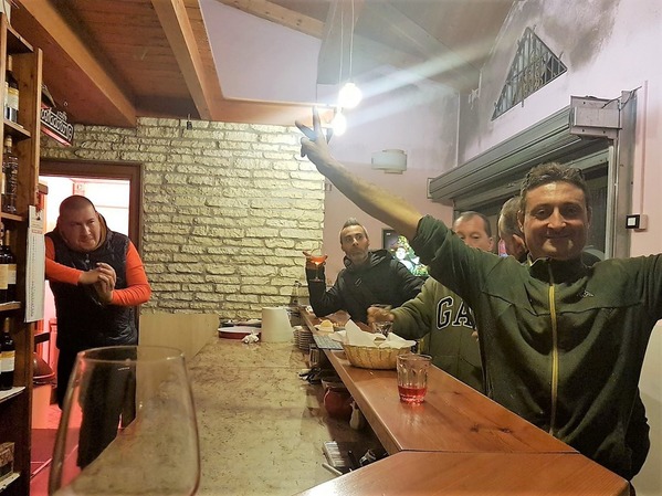 bar