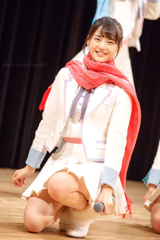 DS8HerhUQAAglsl