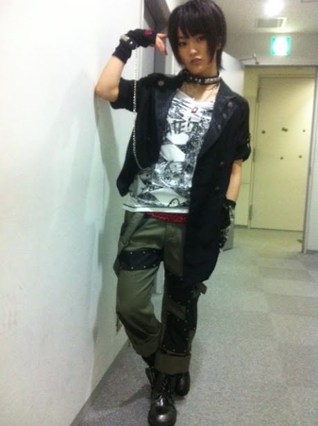 n9XnXxgMIFlpYI6_muCOt_19