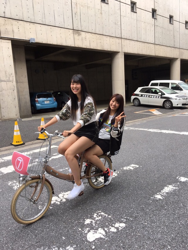 e991b99c-4fb8-438c-9854-1a2bfd855006