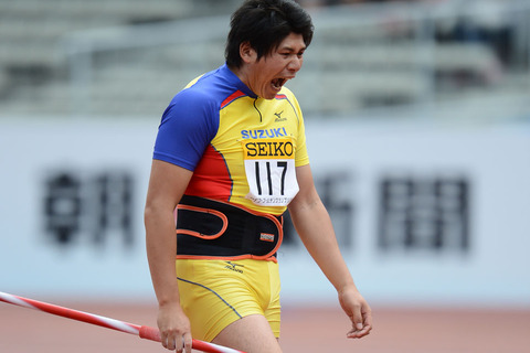 mm20120506221003_tk1205060438